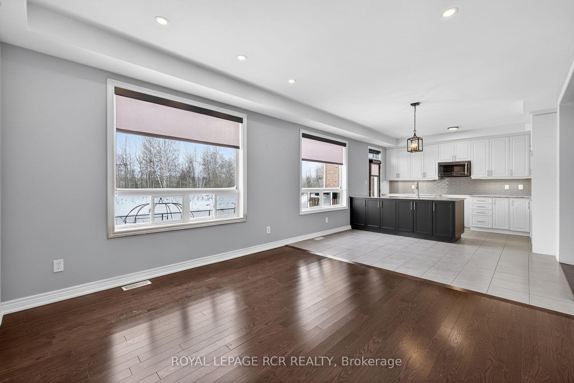 82 Lampkin Street, Georgina, ON - Indoor Photo Showing Kitchen