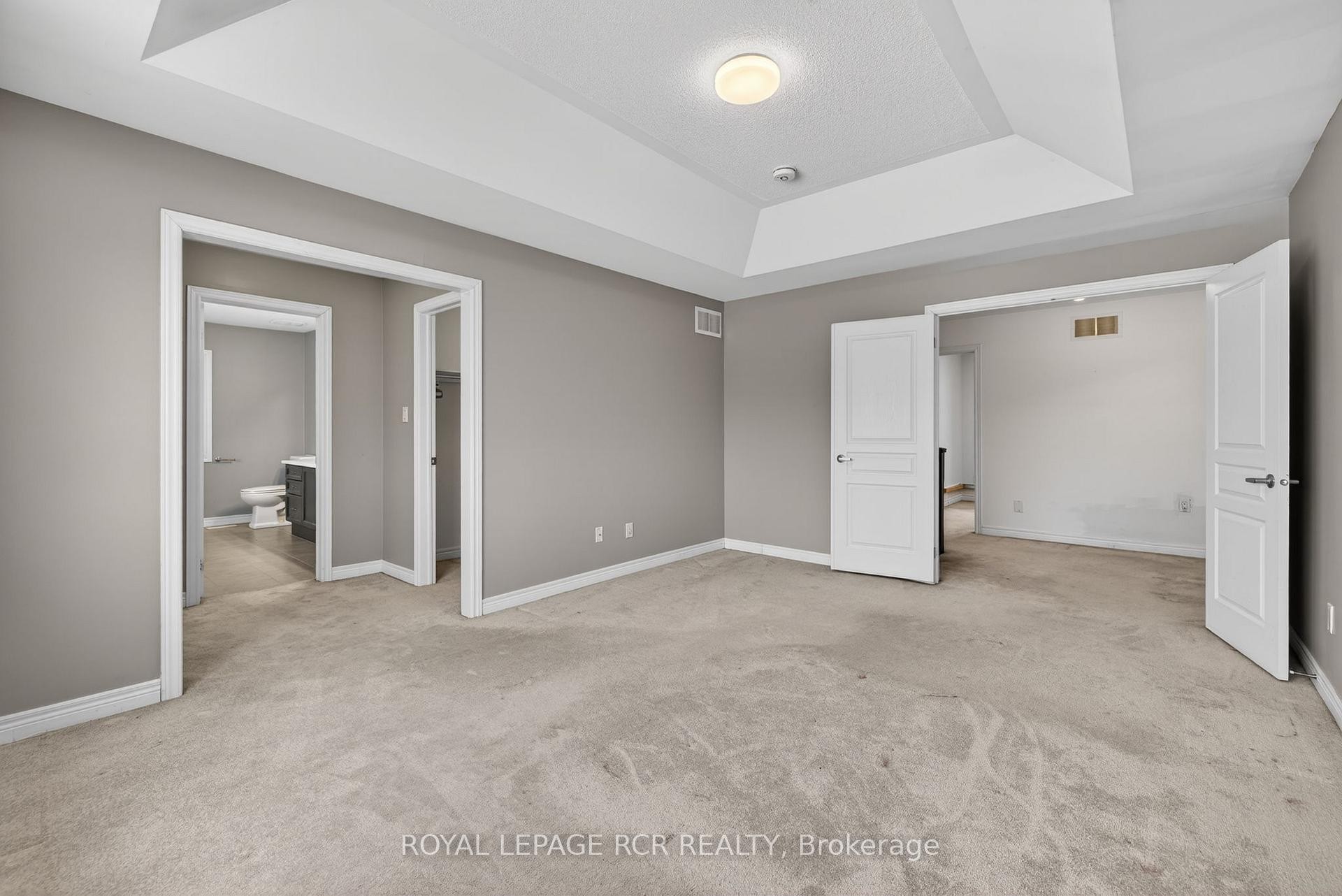 82 Lampkin Street, Georgina, ON - Indoor Photo Showing Other Room