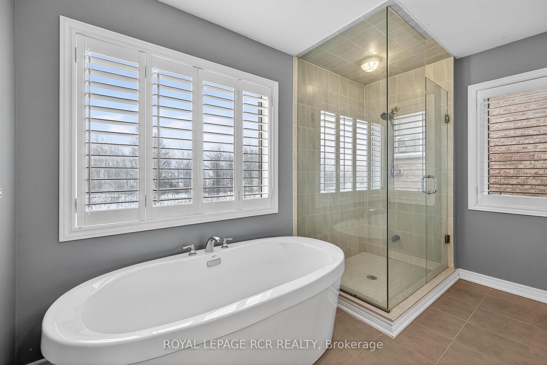 82 Lampkin Street, Georgina, ON - Indoor Photo Showing Bathroom