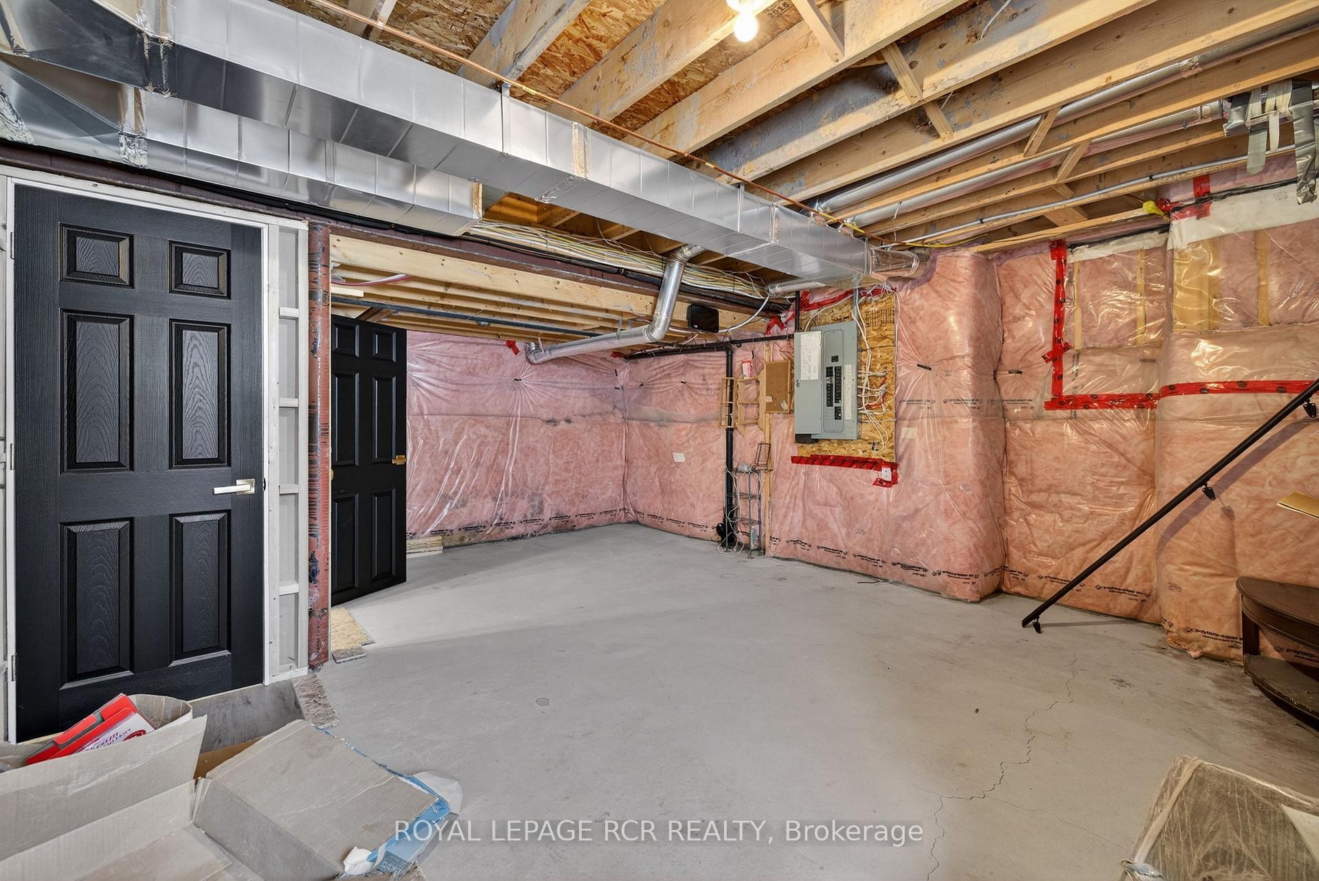 82 Lampkin Street, Georgina, ON - Indoor Photo Showing Basement