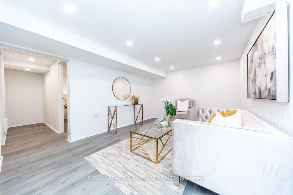 6172 Kindree Circle, Mississauga, ON - Indoor