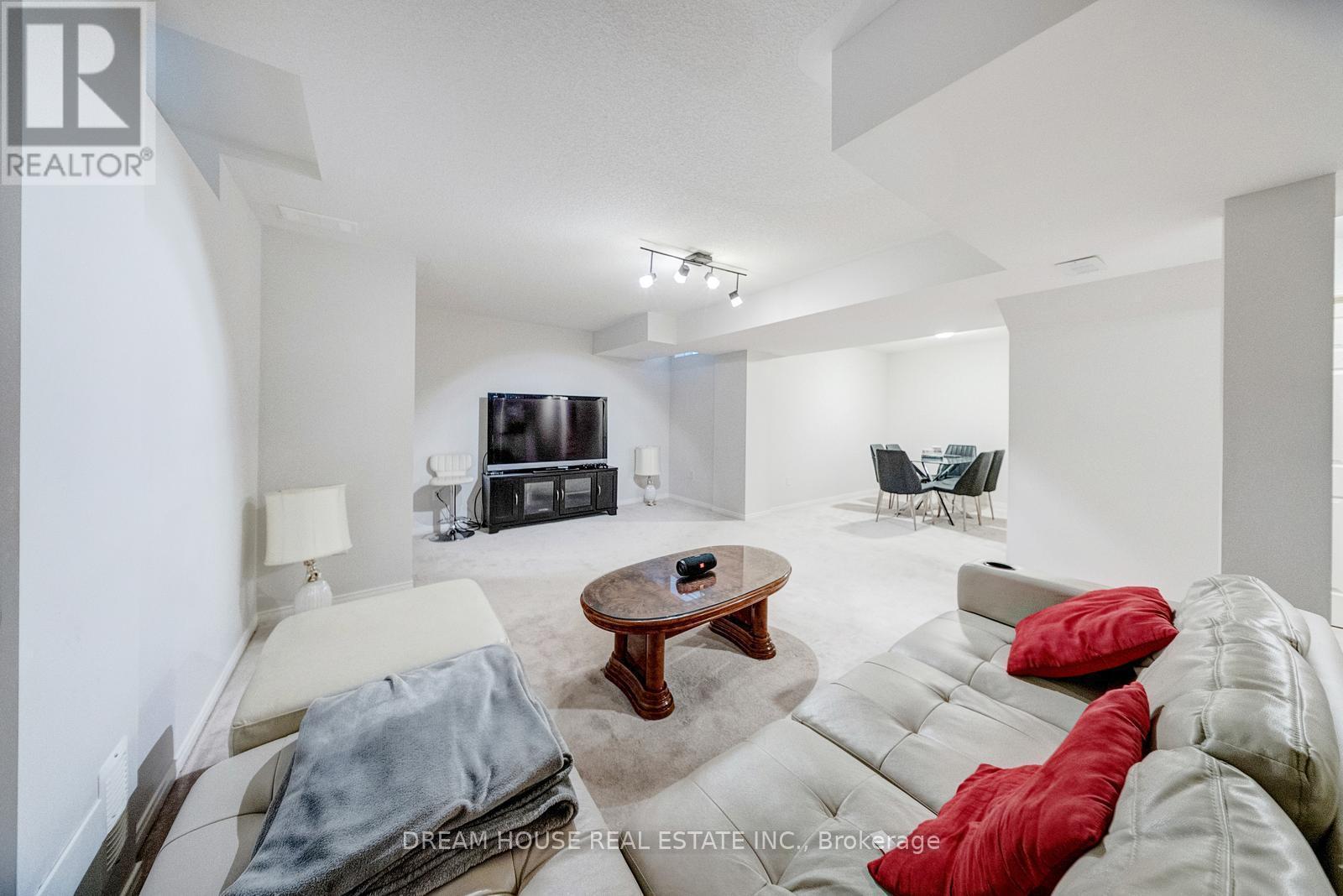 353 Michener Place, Milton, ON - Indoor