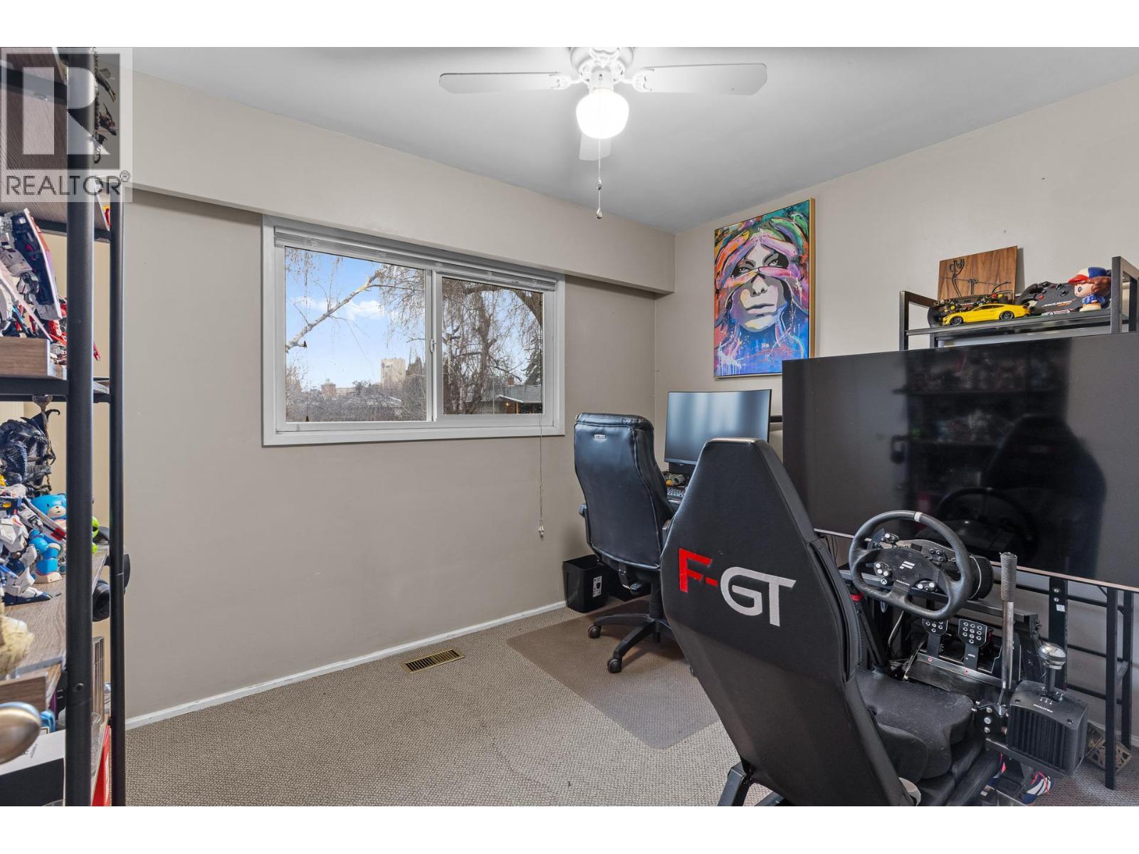 1231 Kelglen Crescent, Kelowna, BC - Indoor