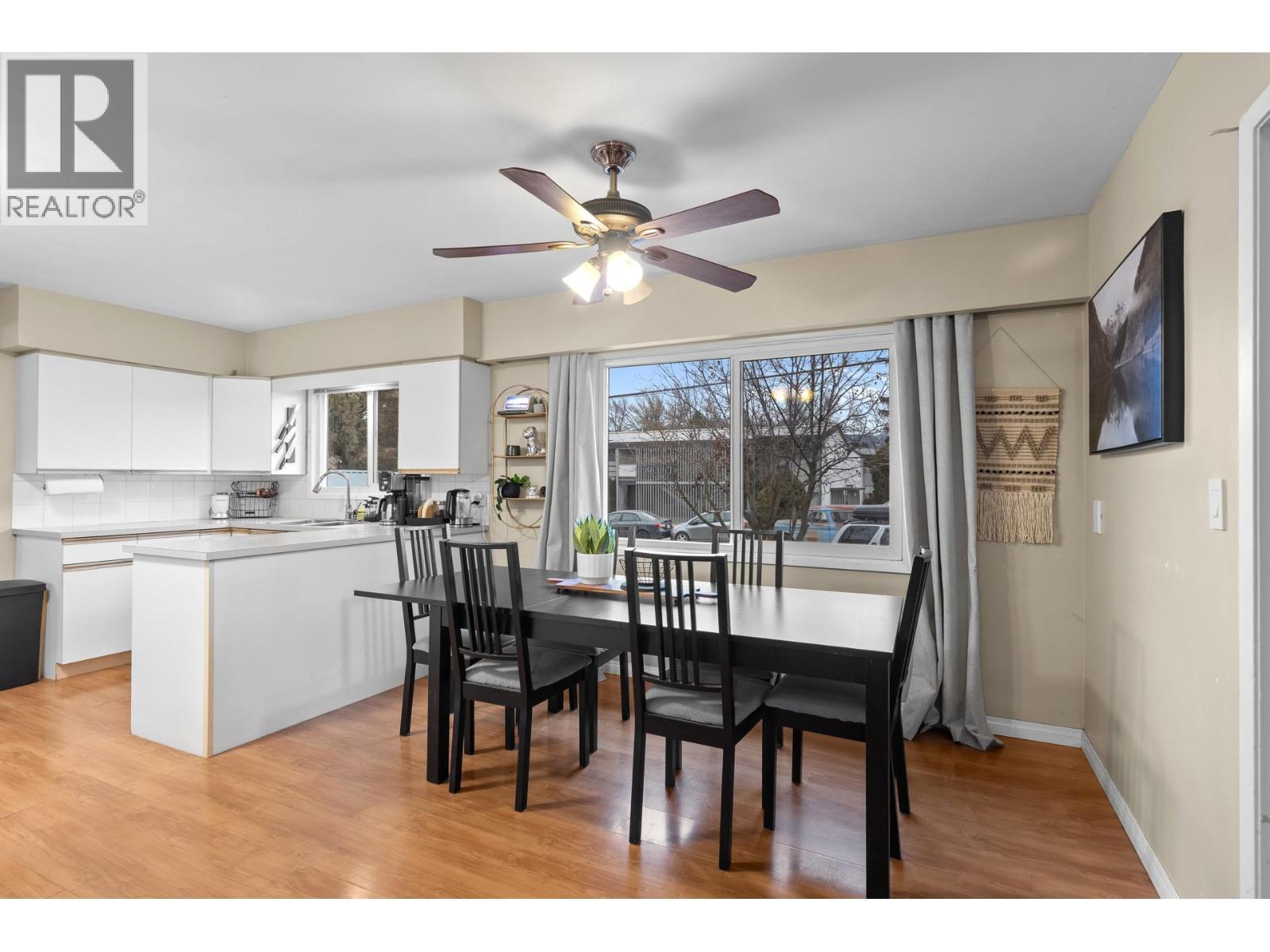 1231 Kelglen Crescent, Kelowna, BC - Indoor Photo Showing Other Room