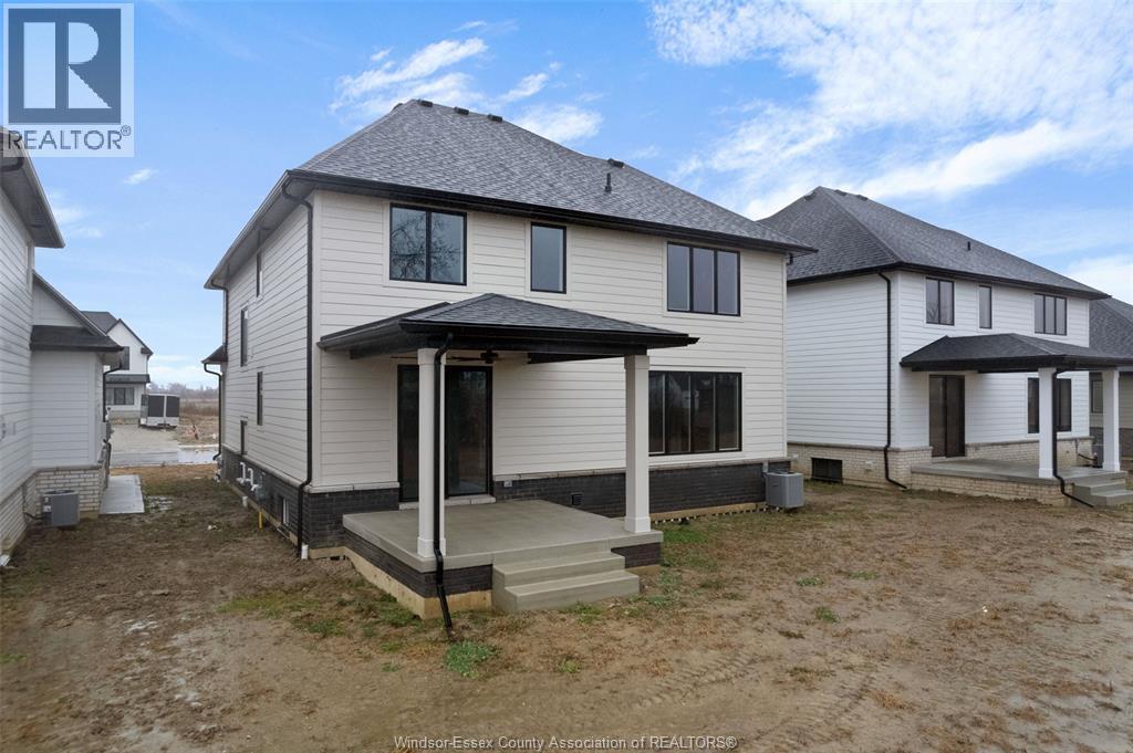 49 Belleview Drive, Kingsville, ON - Outdoor With Exterior