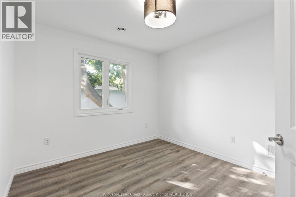 98 Erie Street North, Ridgetown, ON - Indoor Photo Showing Other Room