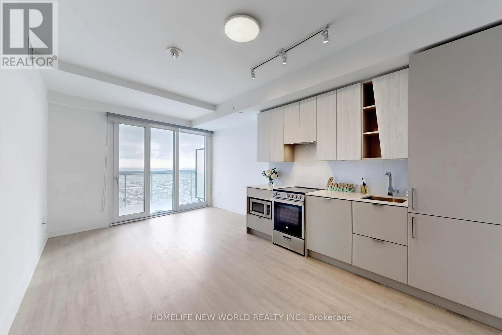 2807 - 3883 Quartz Road, Mississauga, ON - Indoor Photo Showing Kitchen