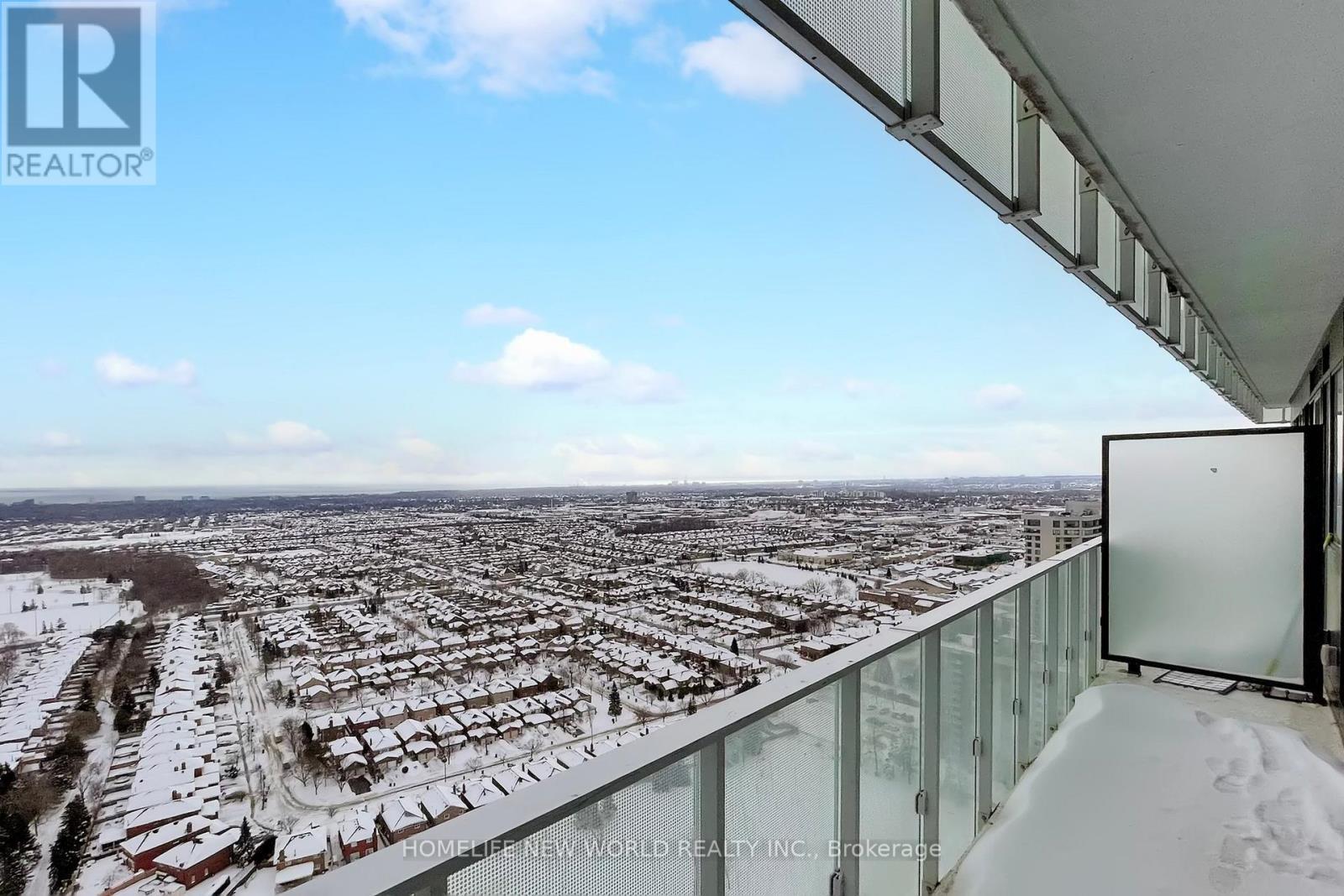 2807 - 3883 Quartz Road, Mississauga, ON - Outdoor With View