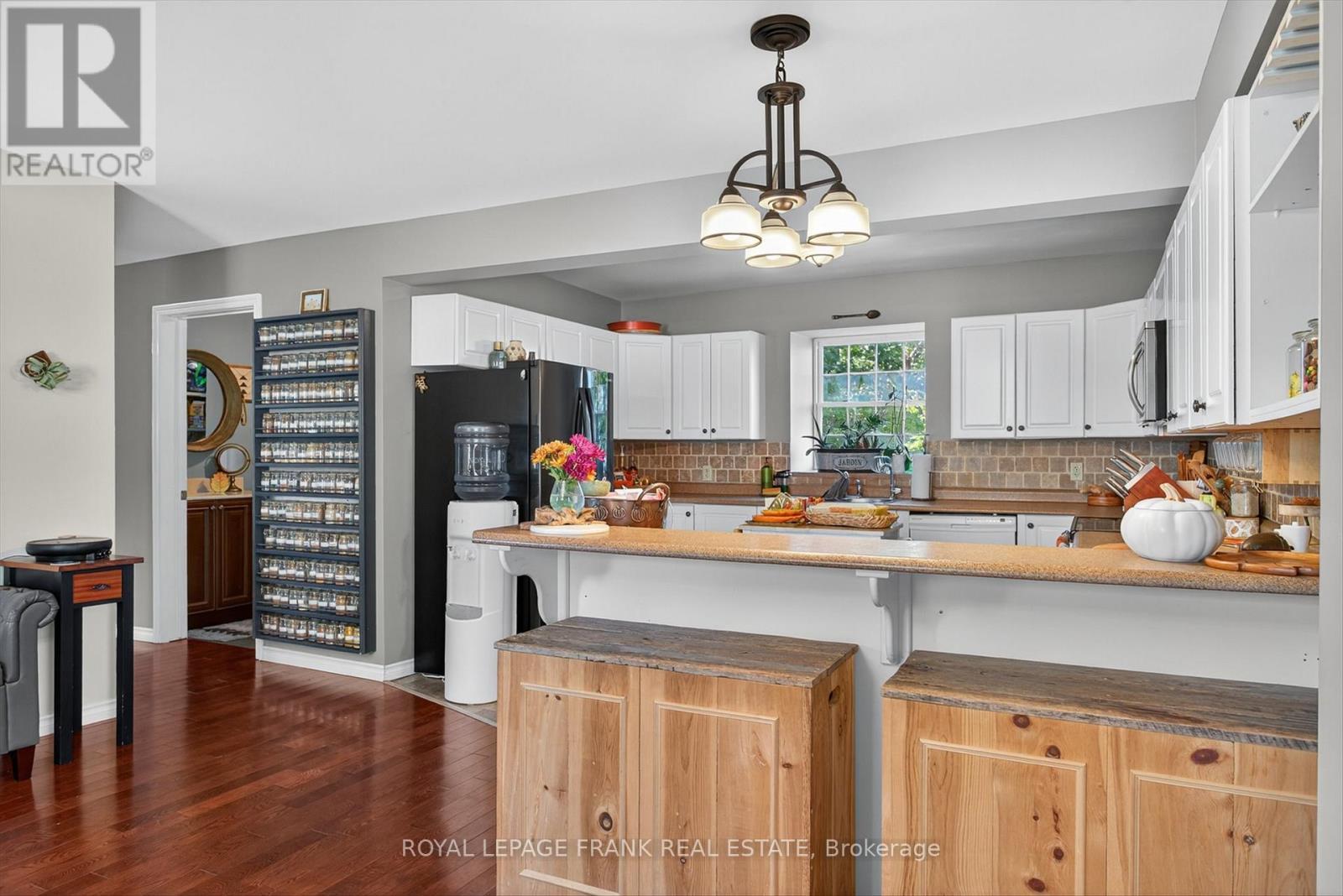 2648 Dummer-Asphodel Road, Douro-Dummer, ON - Indoor Photo Showing Kitchen