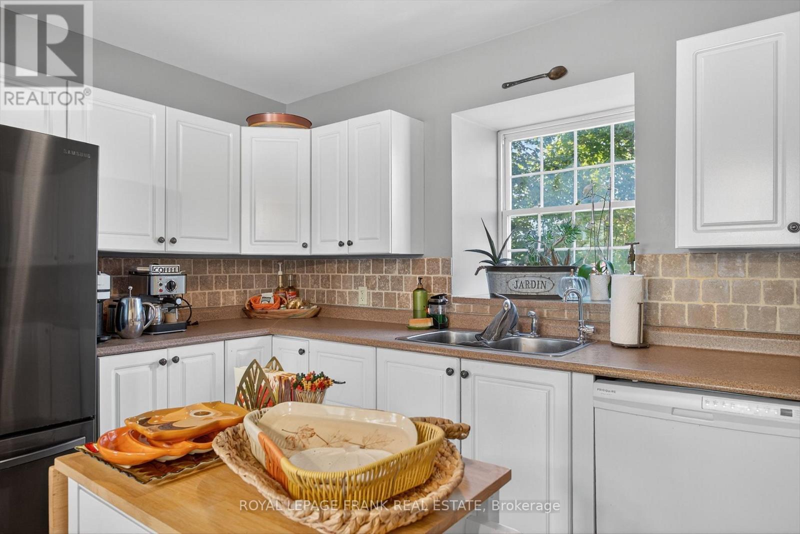 2648 Dummer-Asphodel Road, Douro-Dummer, ON - Indoor Photo Showing Kitchen With Double Sink