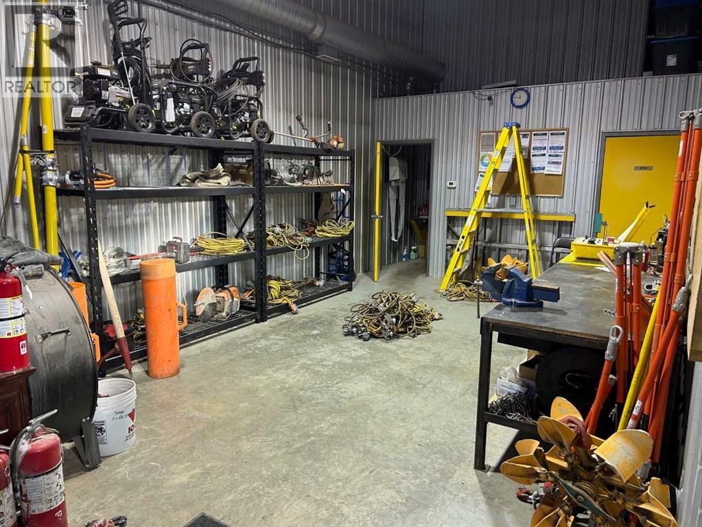 414 21 Street Se, High River, AB