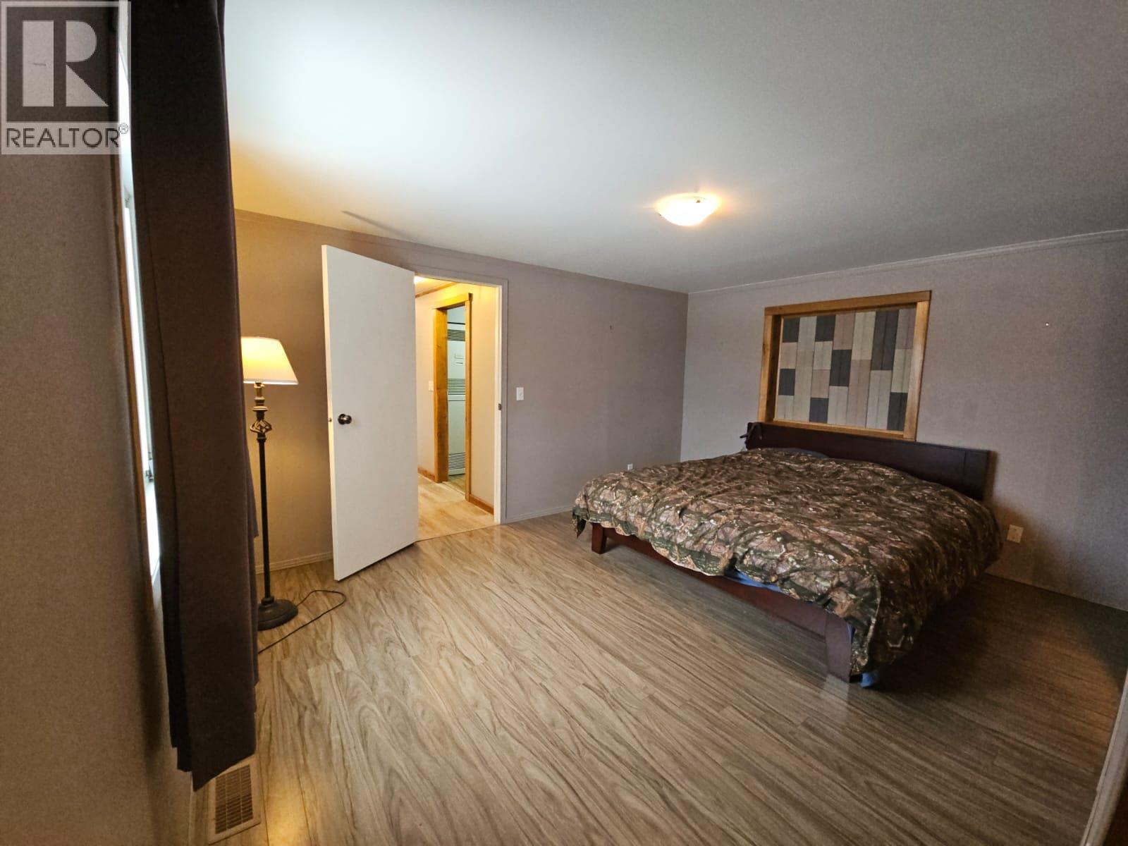 4504 42 Avenue Ne, Chetwynd, BC