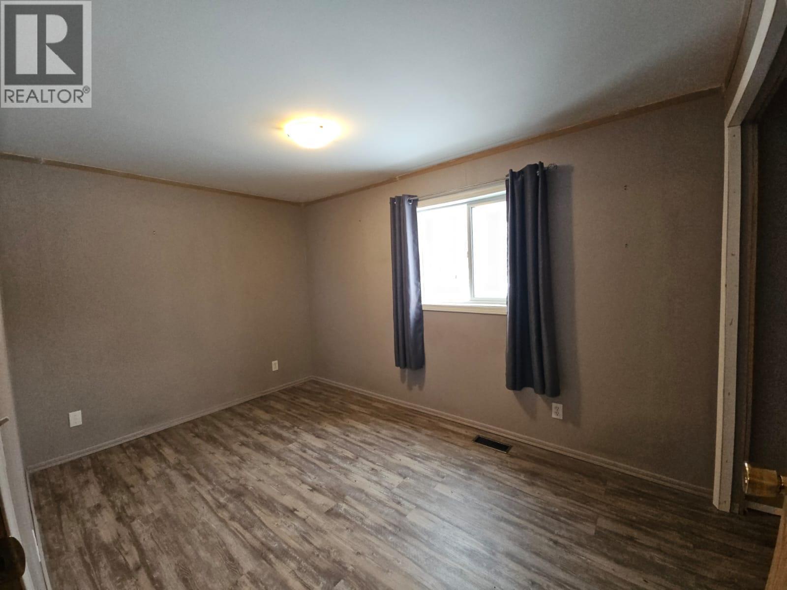 4504 42 Avenue Ne, Chetwynd, BC