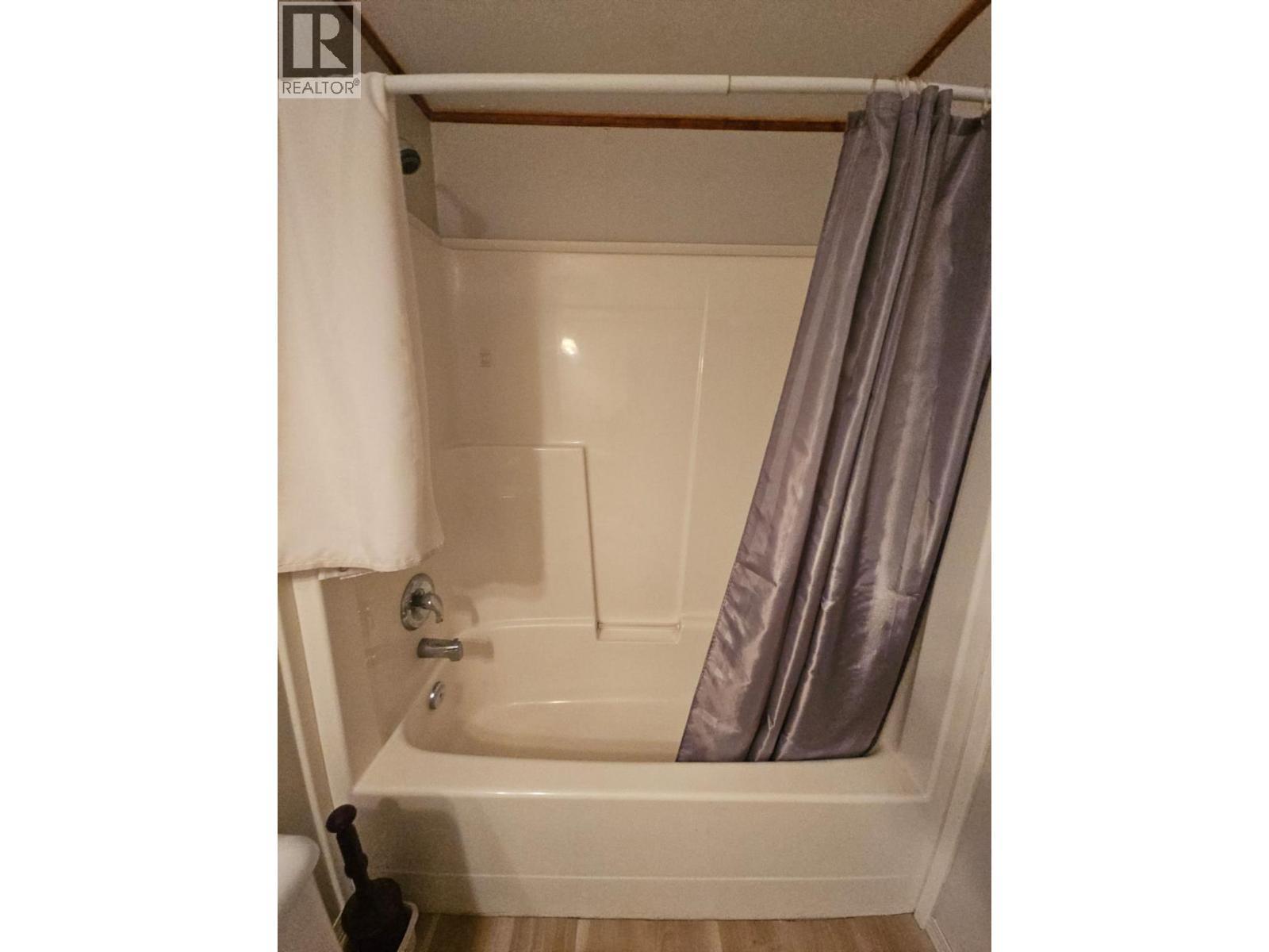 4504 42 Avenue Ne, Chetwynd, BC