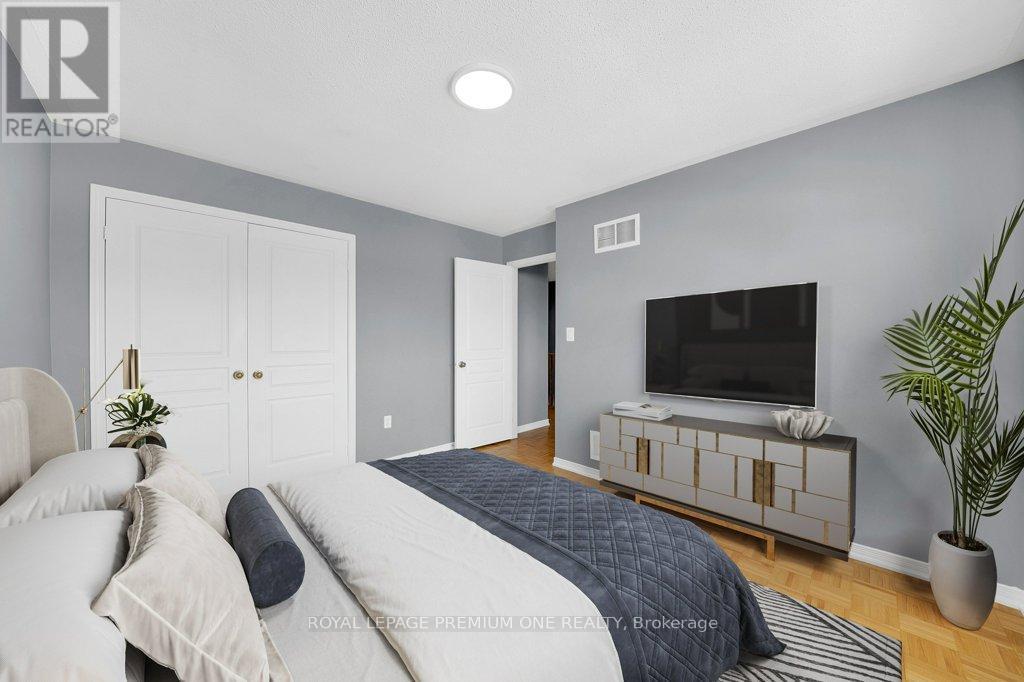 13 Summitridge Court, Brampton, ON - Indoor Photo Showing Bedroom