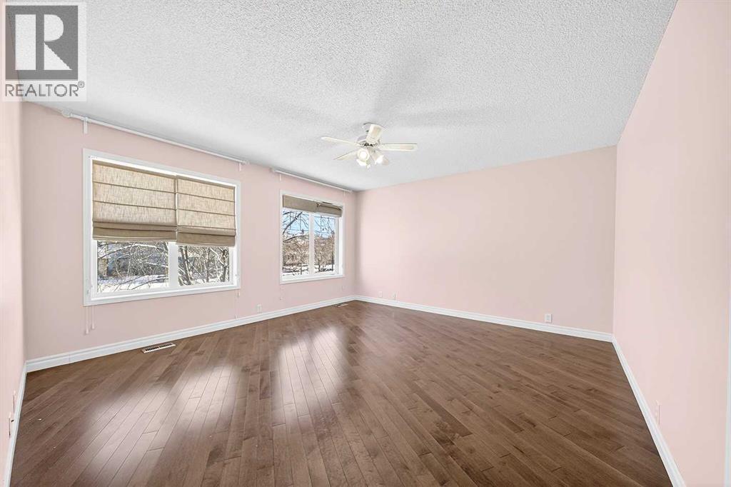 15209 Prestwick Boulevard Se, Calgary, AB - Indoor Photo Showing Other Room