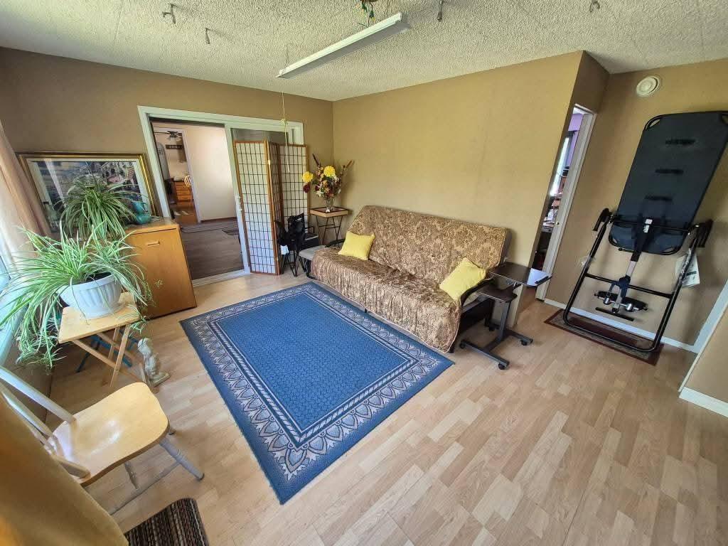 103080 Pth 5 Highway, Riding Mountain, MB - Indoor