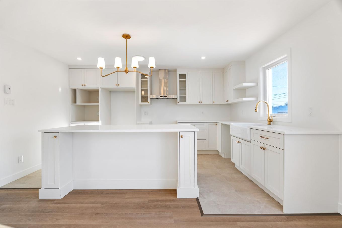 Cuisine - Rue Françoise-Giffard, Québec (La Haute-Saint-Charles), QC - Indoor Photo Showing Kitchen