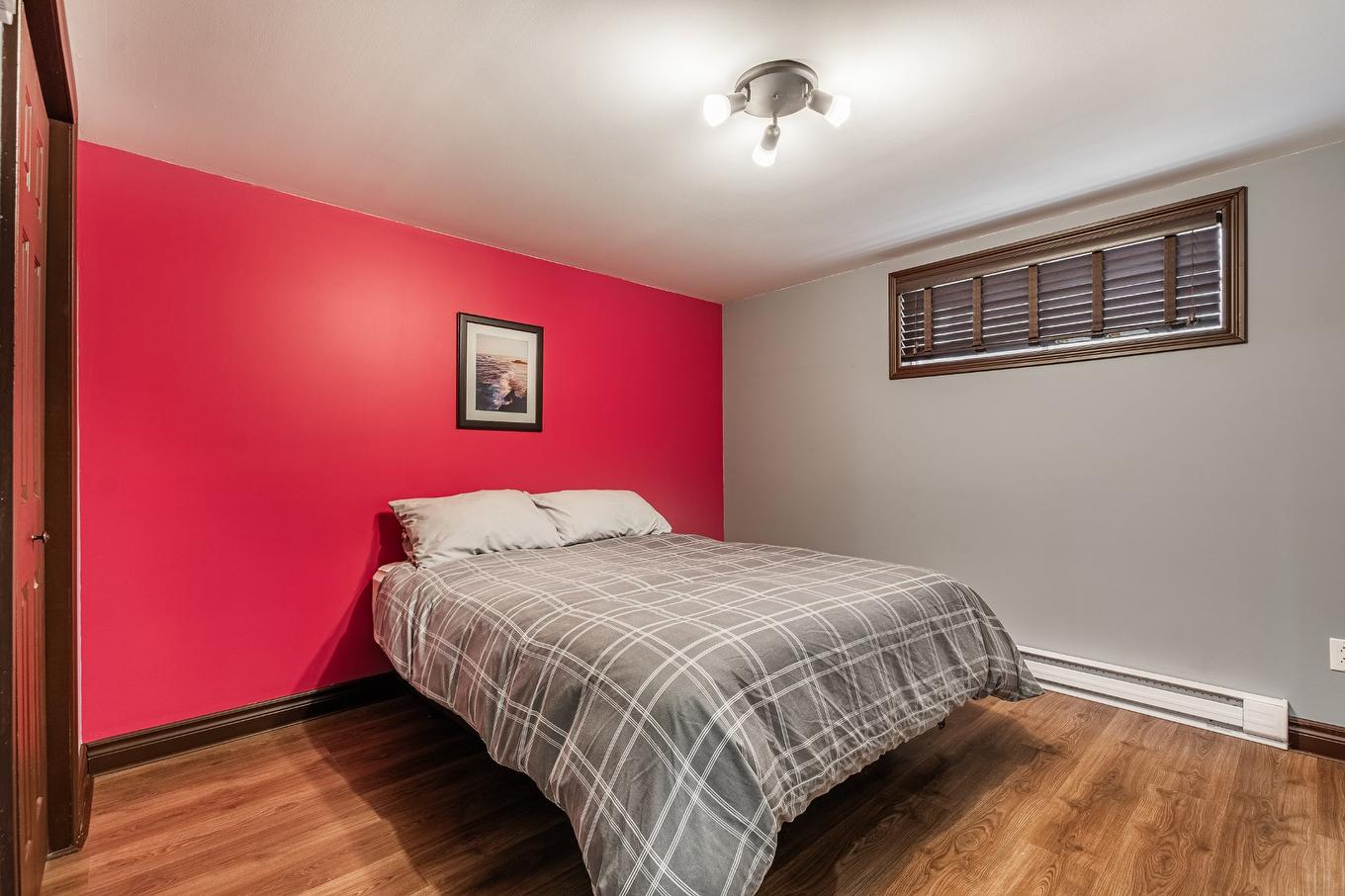 Chambre à coucher - 13 Rue Beattie, Chambly, QC - Indoor Photo Showing Bedroom