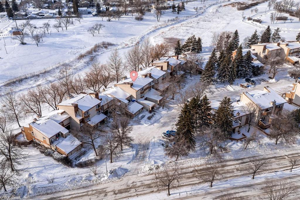 7 191 Hamilton Avenue, Winnipeg, MB - Outdoor With View