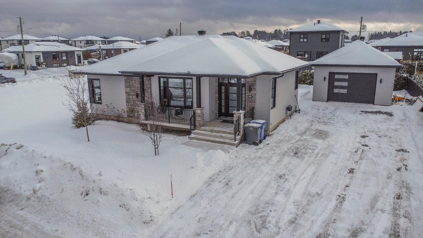 Façade - 1900 165E Rue, Saint-Georges, QC - Outdoor