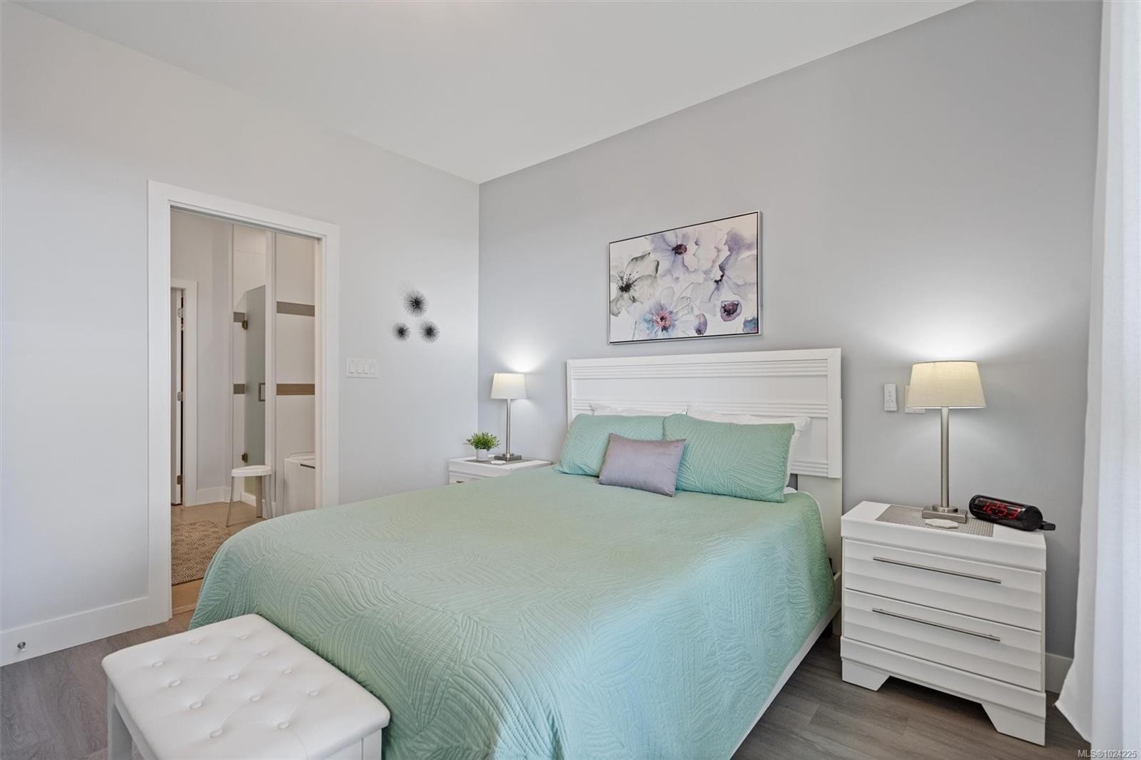 2407 Mountain Heights Dr, Sooke, BC