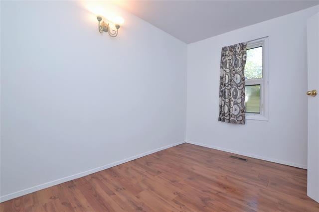 530 Simcoe St, Winnipeg, MB