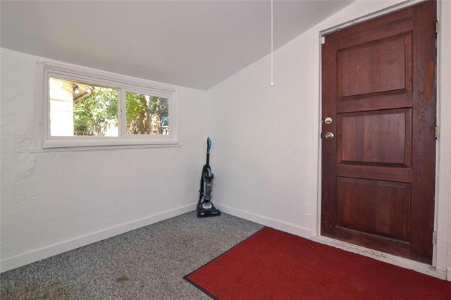 530 Simcoe St, Winnipeg, MB