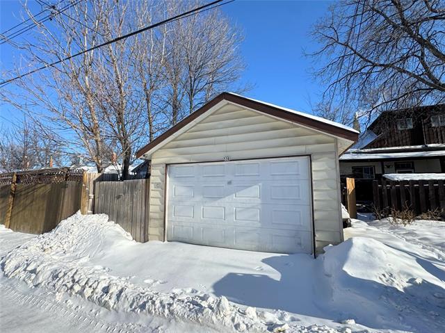 530 Simcoe St, Winnipeg, MB
