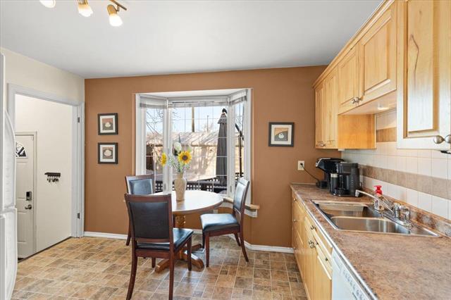 1067 Baudoux Pl, Winnipeg, MB