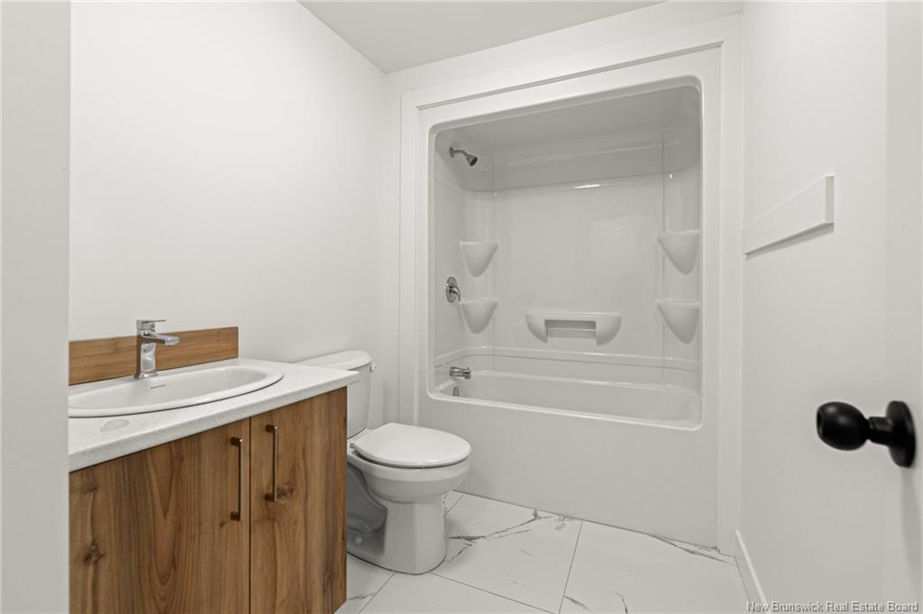 123 Beau Domaine Crt, Dieppe, NB