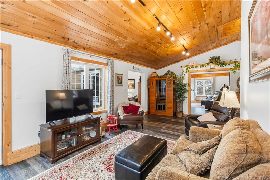 1937 Melanson Rd, Lakeburn, NB