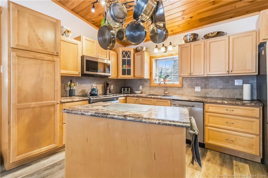 1937 Melanson Rd, Lakeburn, NB