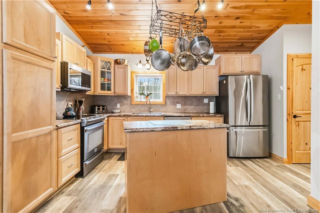 1937 Melanson Rd, Lakeburn, NB