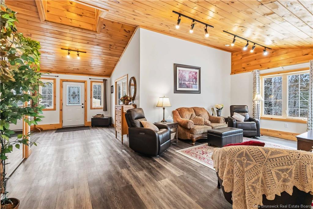 1937 Melanson Rd, Lakeburn, NB