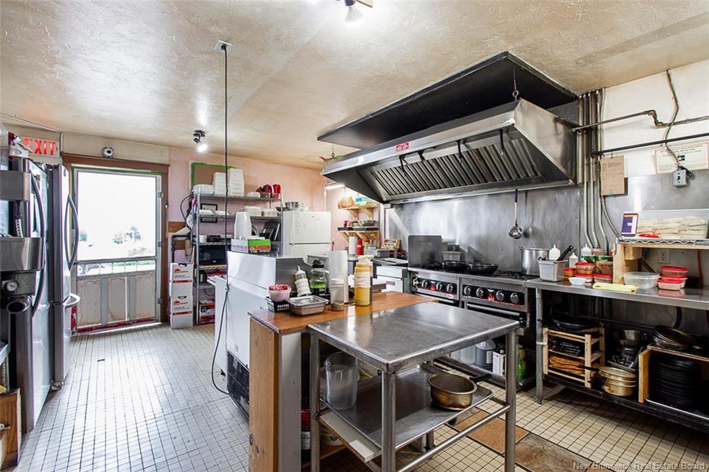 498 Champlain St, Dieppe, NB