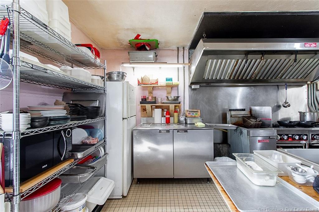 498 Champlain St, Dieppe, NB