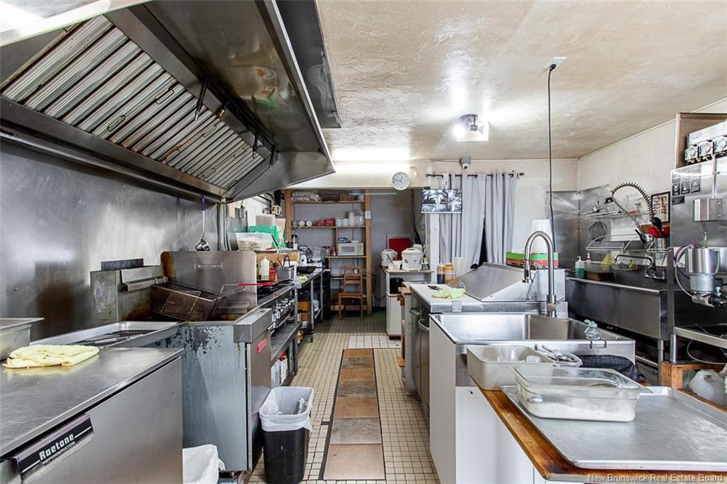 498 Champlain St, Dieppe, NB