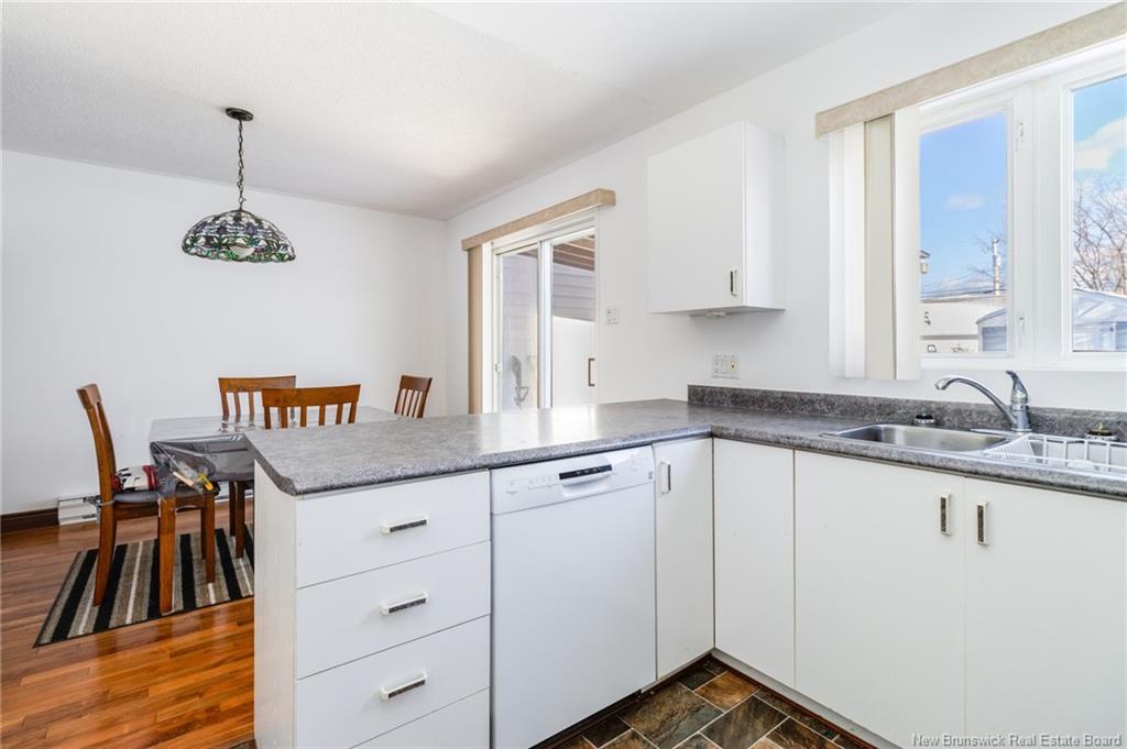 1085 Westbrook Crt, Bathurst, NB