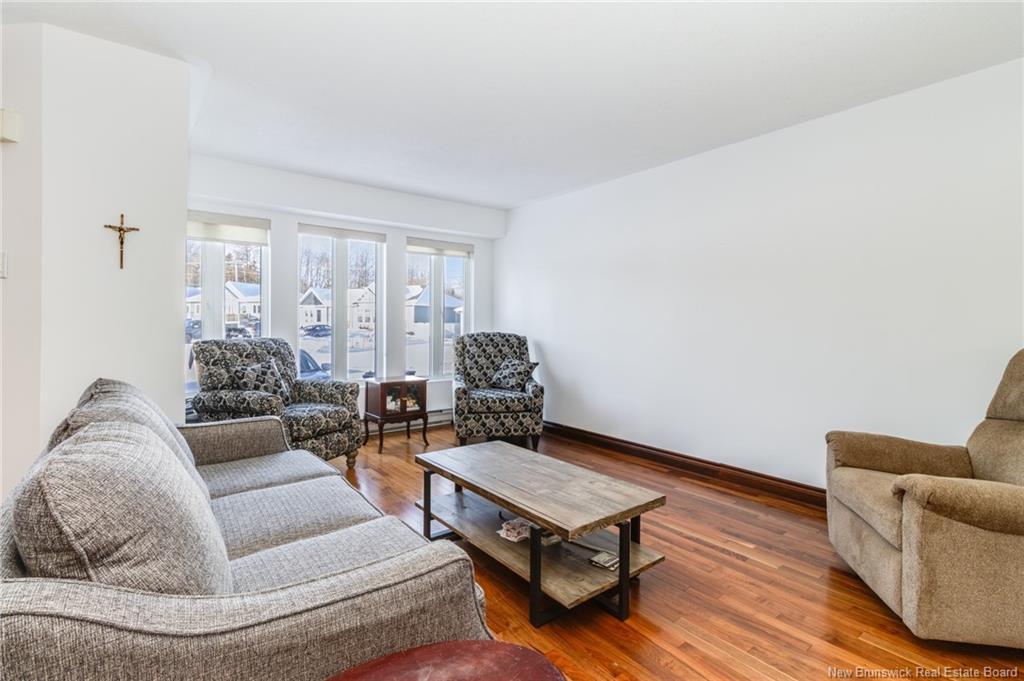 1085 Westbrook Crt, Bathurst, NB