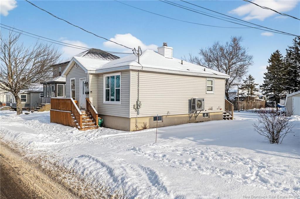 83 Churchill St, Moncton, NB