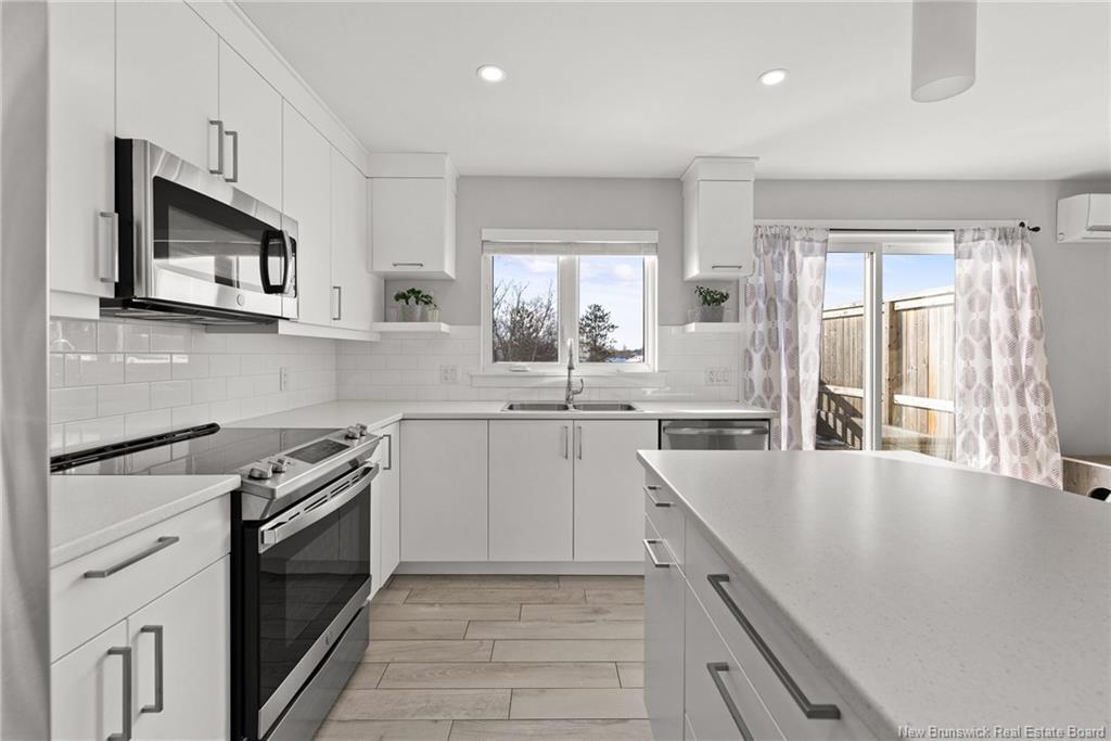 204 Herman St, Dieppe, NB