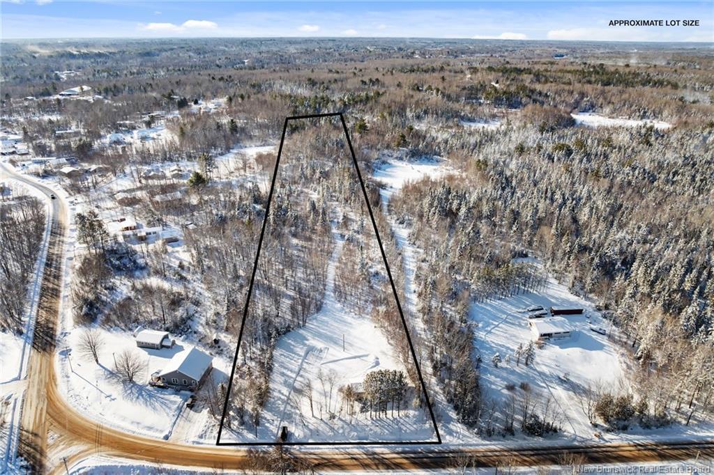 19 Slope Rd, Minto, NB