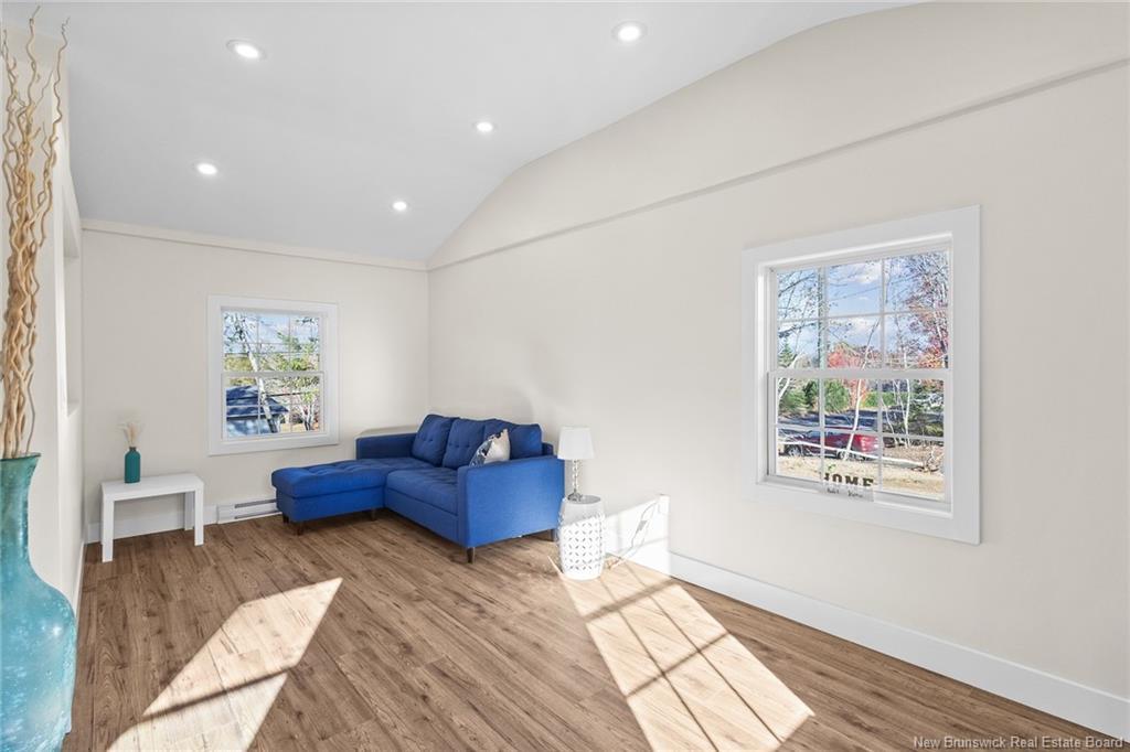 19 Slope Rd, Minto, NB