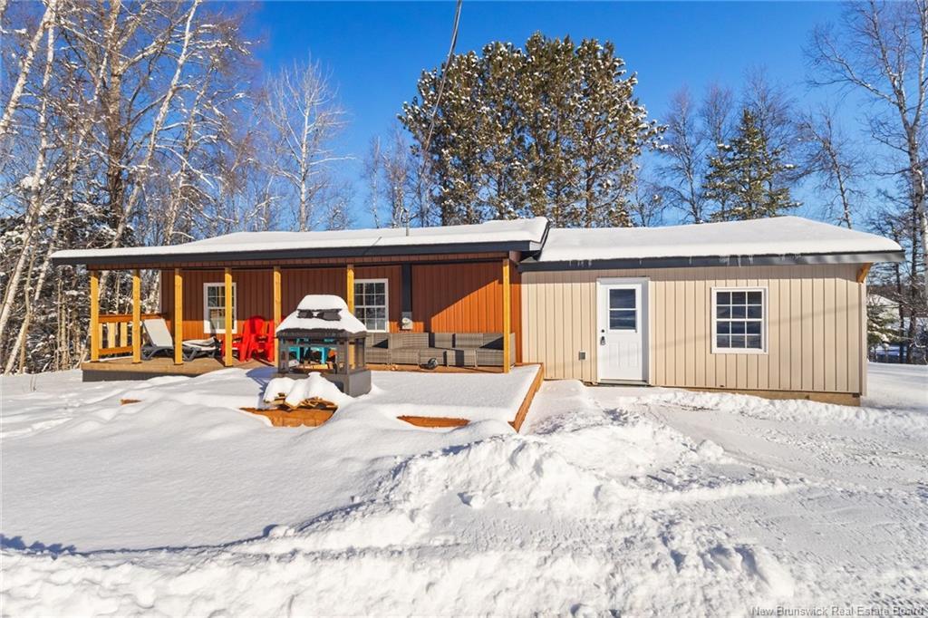 19 Slope Rd, Minto, NB