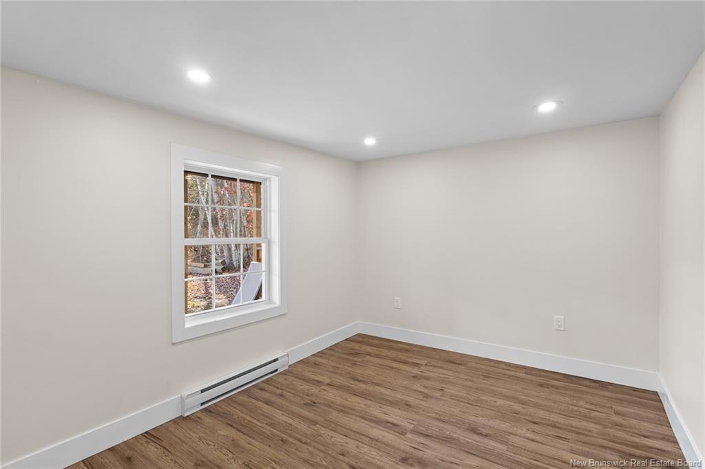 19 Slope Rd, Minto, NB