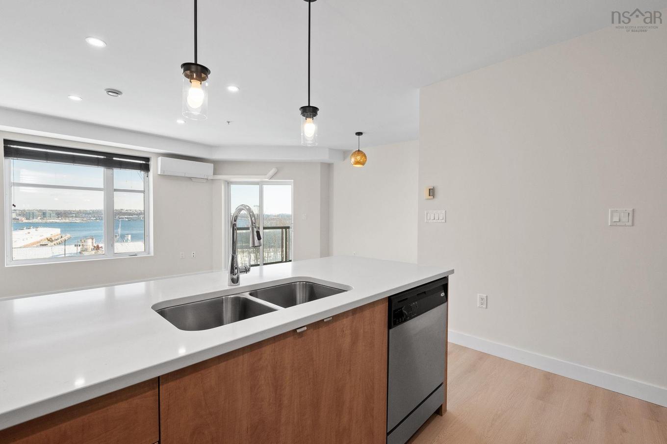 202 5221 Nora Bernard Street, Halifax, NS