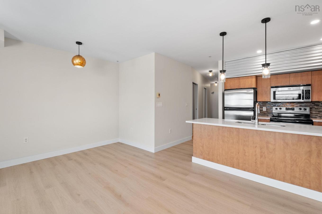 202 5221 Nora Bernard Street, Halifax, NS