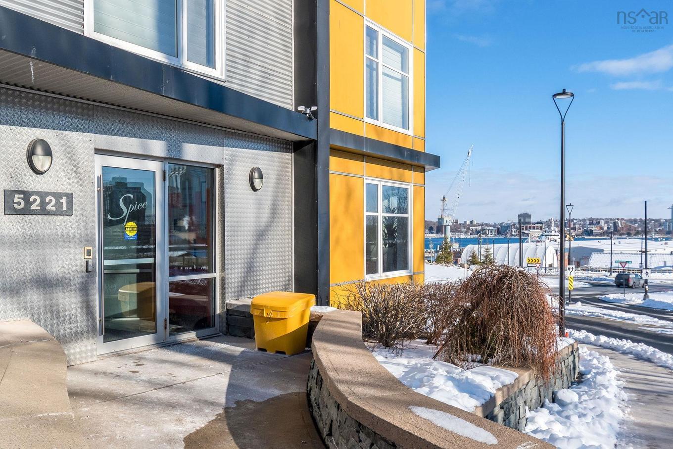 202 5221 Nora Bernard Street, Halifax, NS