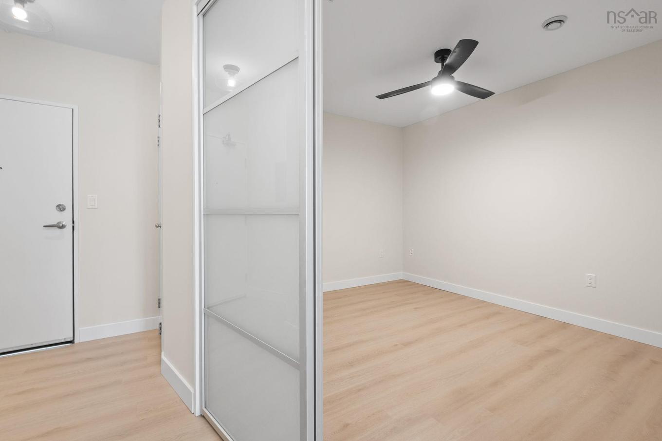 202 5221 Nora Bernard Street, Halifax, NS